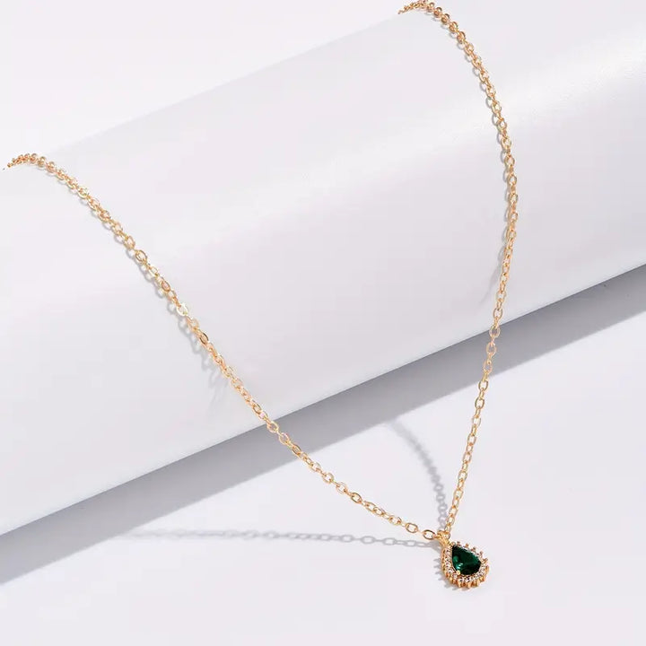 Yvaine Gladorra - Gold  Necklace
